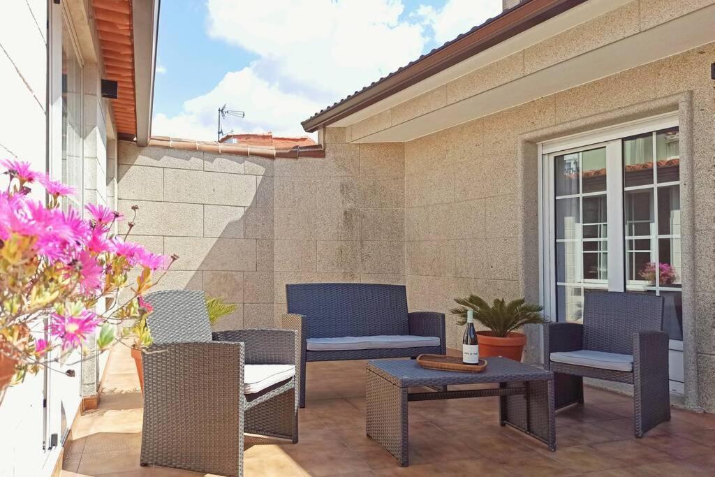 Casa Amplia Frente A La Playa Villa Cambados Luaran gambar